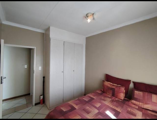 2 BEDROOM PROPERTY TO RENT IN MONAVONI